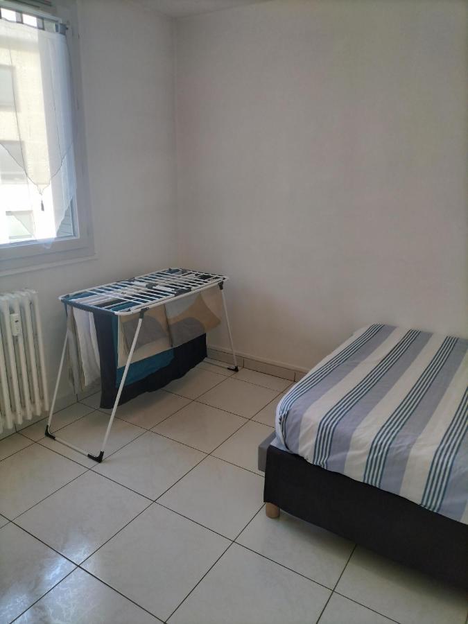 ליון Joli Appartement Proche Metro מראה חיצוני תמונה